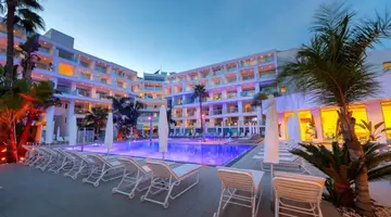 Limanaki Beach Hotel