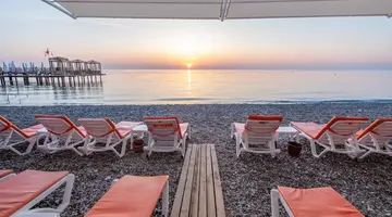 LIMS BONA DEA BEACH