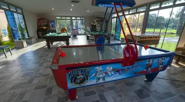 LINDA RESORT HOTEL
