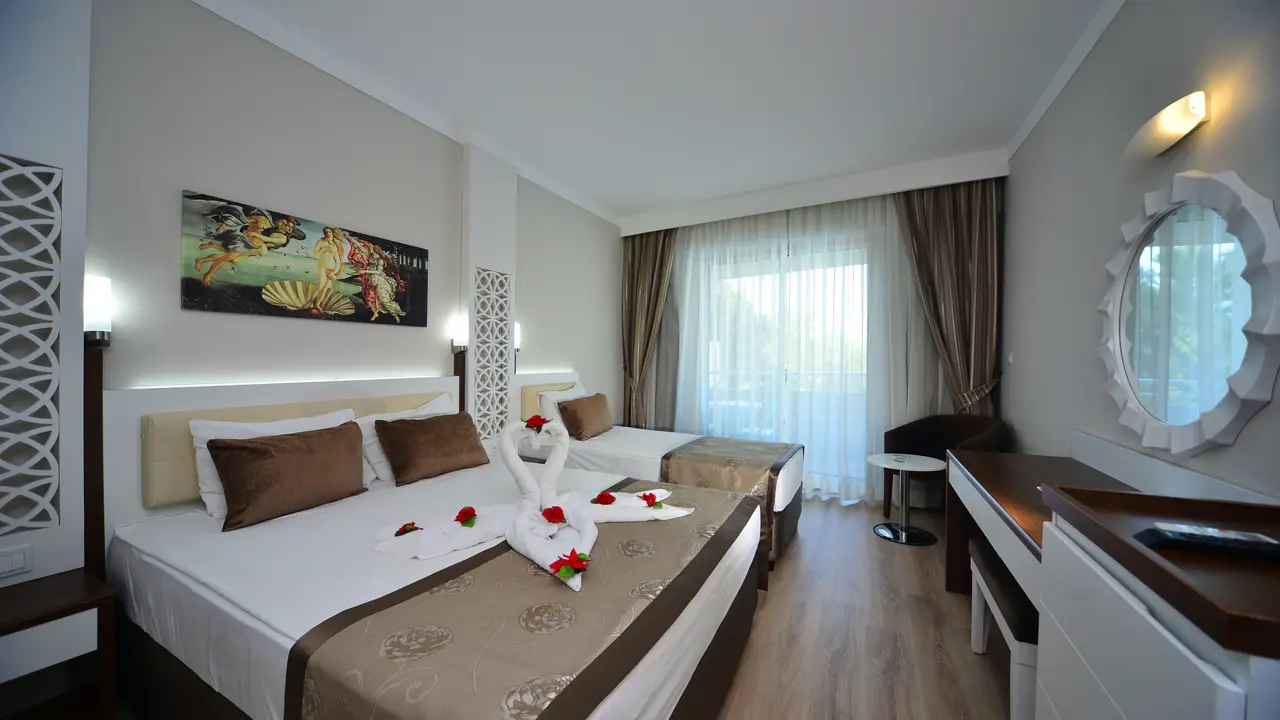 LINDA RESORT HOTEL