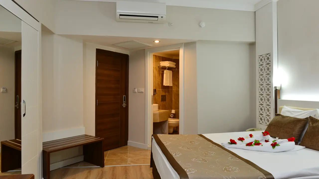 LINDA RESORT HOTEL