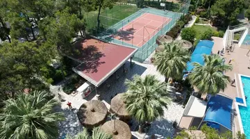 Linda Resort (Side)