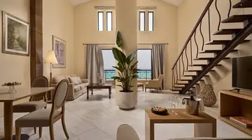LINDIAN DREAM SEASIDE RESORT