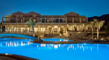 LINDIAN DREAM SEASIDE RESORT