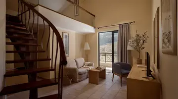 LINDIAN DREAM SEASIDE RESORT
