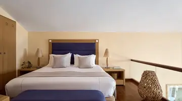 LINDIAN DREAM SEASIDE RESORT