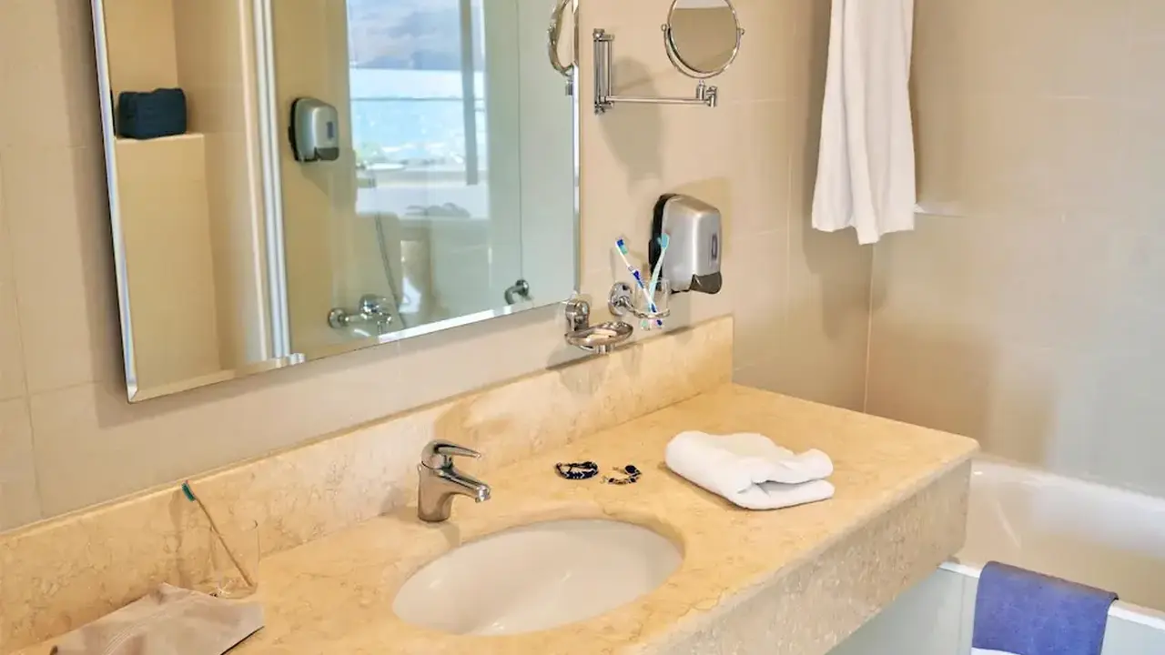 Lindos Bay Suites