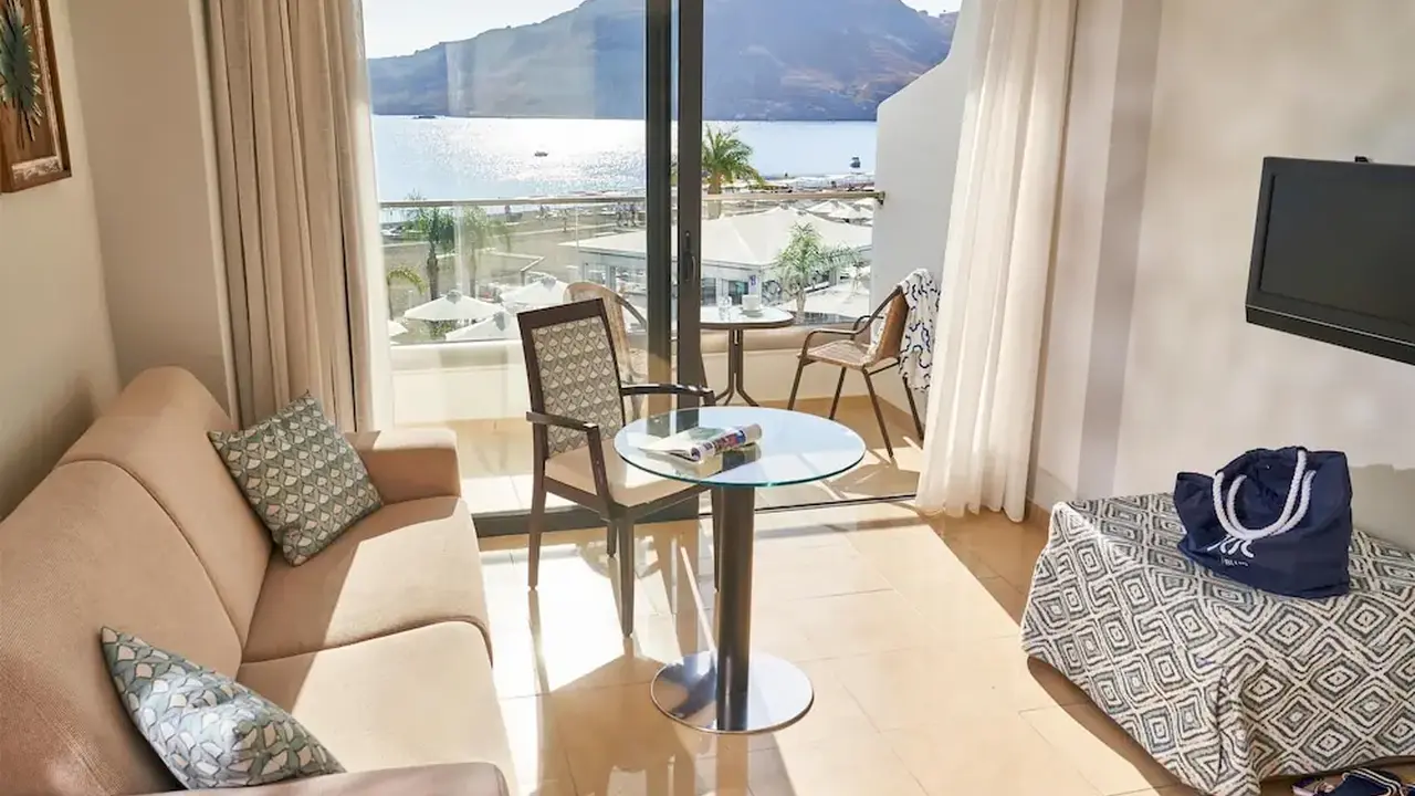 Lindos Bay Suites