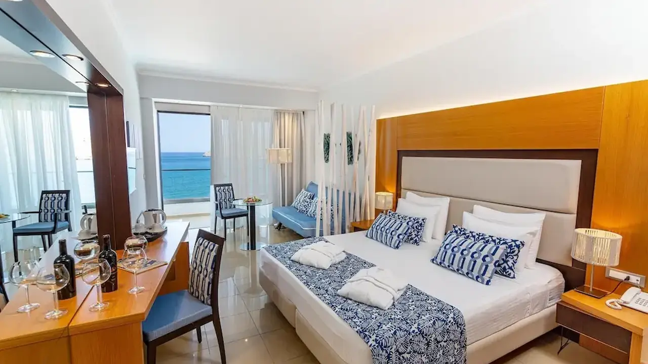 Lindos Bay Suites