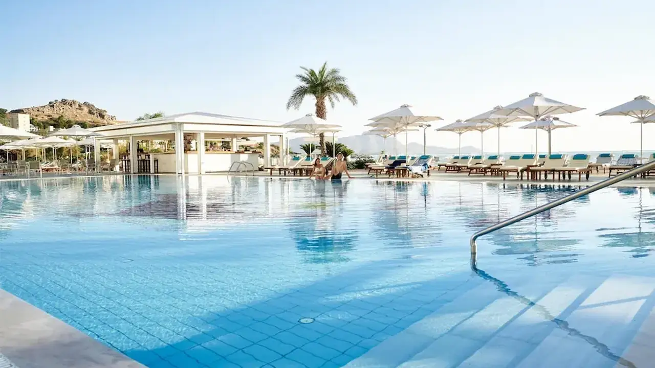Lindos Bay Suites