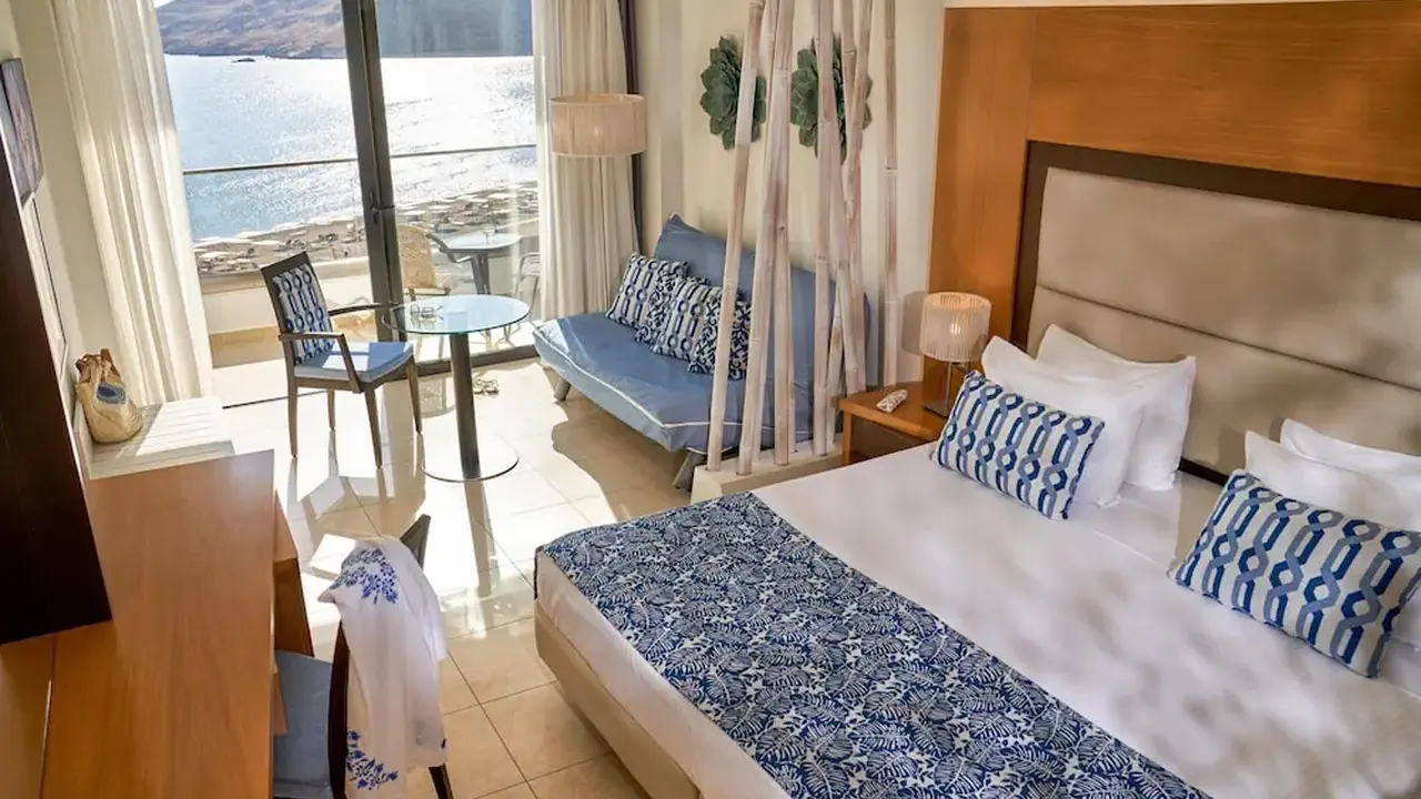 Lindos Bay Suites