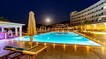 Lindos Bay Suites
