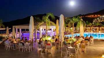 Lindos Bay Suites