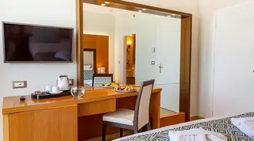 Lindos Bay Suites