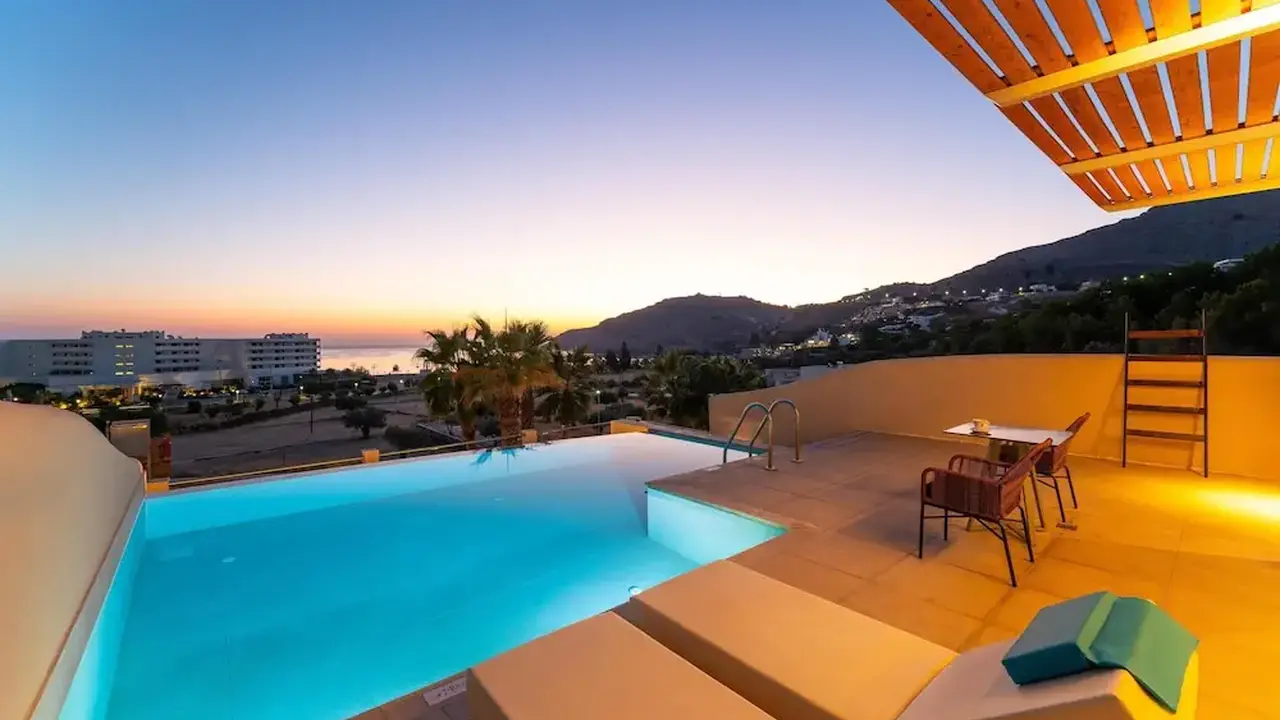 Lindos Bay Suites