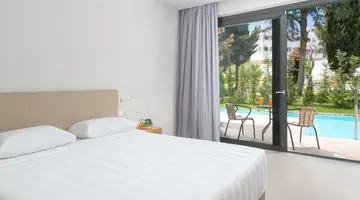 LINDOS ROYAL HOTEL