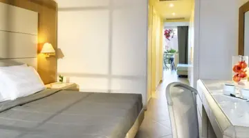LINDOS ROYAL HOTEL