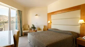 LINDOS ROYAL HOTEL