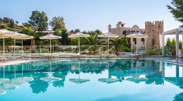 LINDOS ROYAL HOTEL