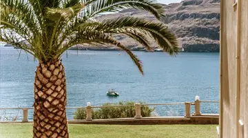 LINDOS ROYAL