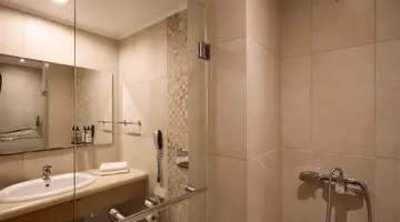 LINDOS ROYAL