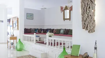 Lindos Sun