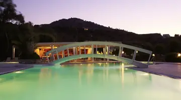 Lindos White Hotel & Suites