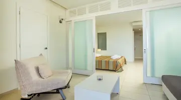 Lindos White Hotel & Suites