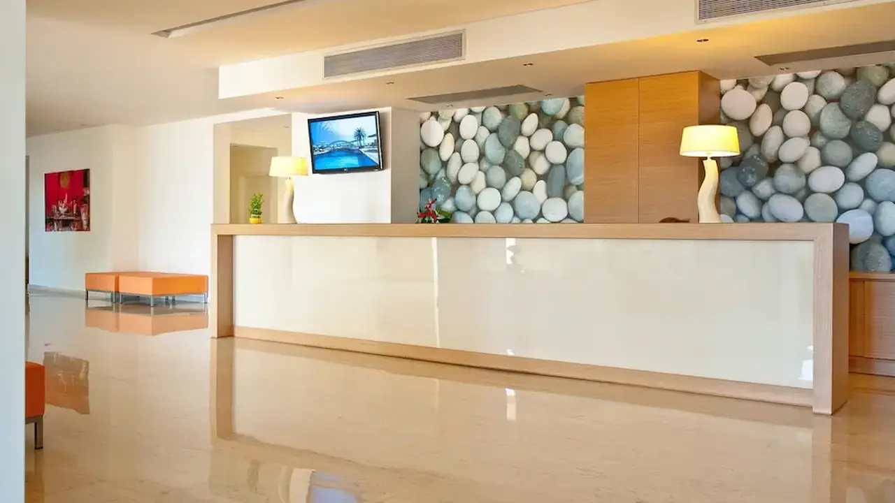 Lindos White Hotel & Suites