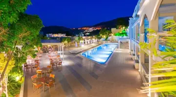 Lindos White Hotel & Suites