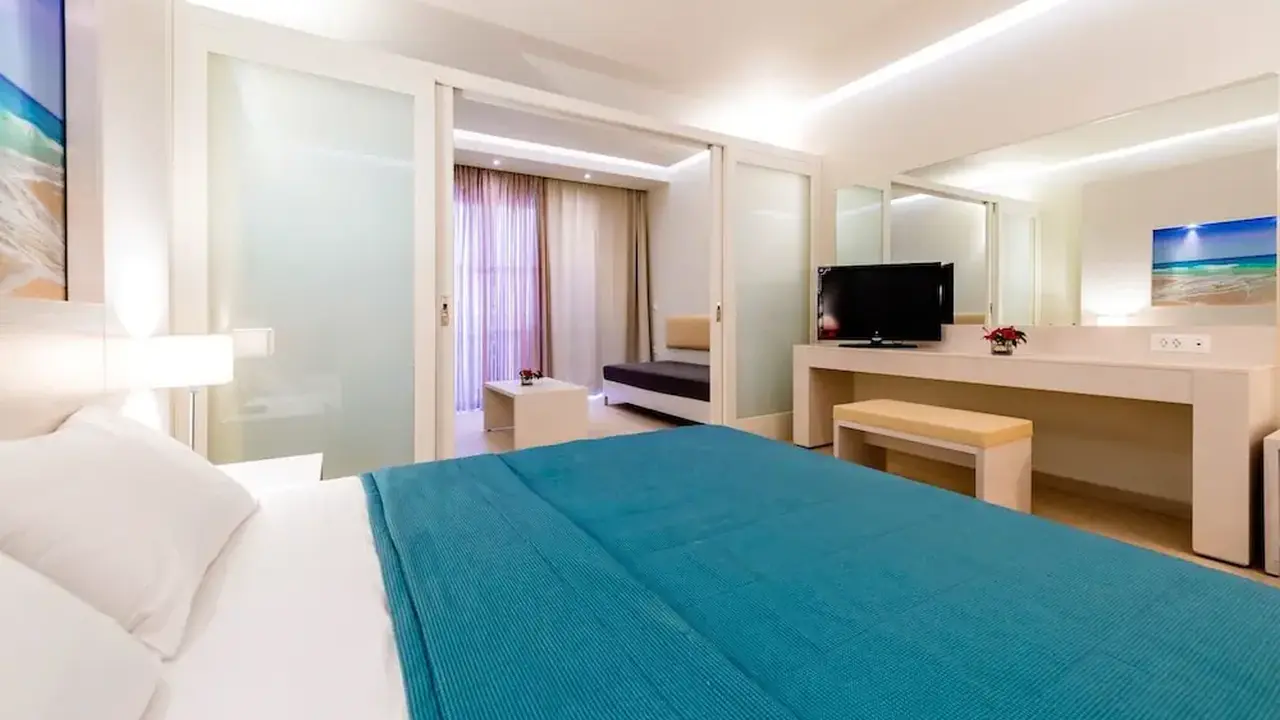 Lindos White Hotel & Suites