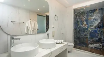 Lindos White Hotel & Suites