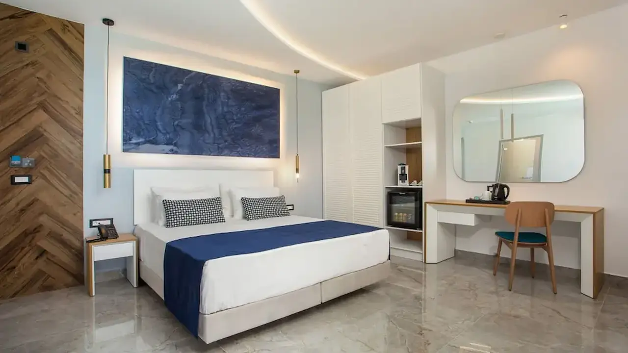 Lindos White Hotel & Suites