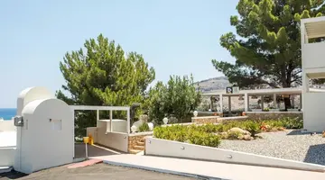 Lindos White Hotel & Suites