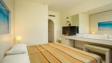 LINDOS WHITE HOTEL & SUITES