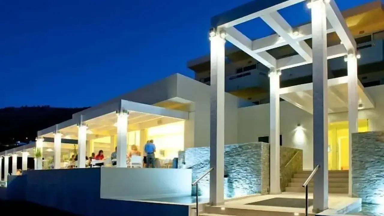 Lindos White Hotel & Suites