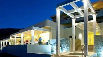 Lindos White Hotel & Suites