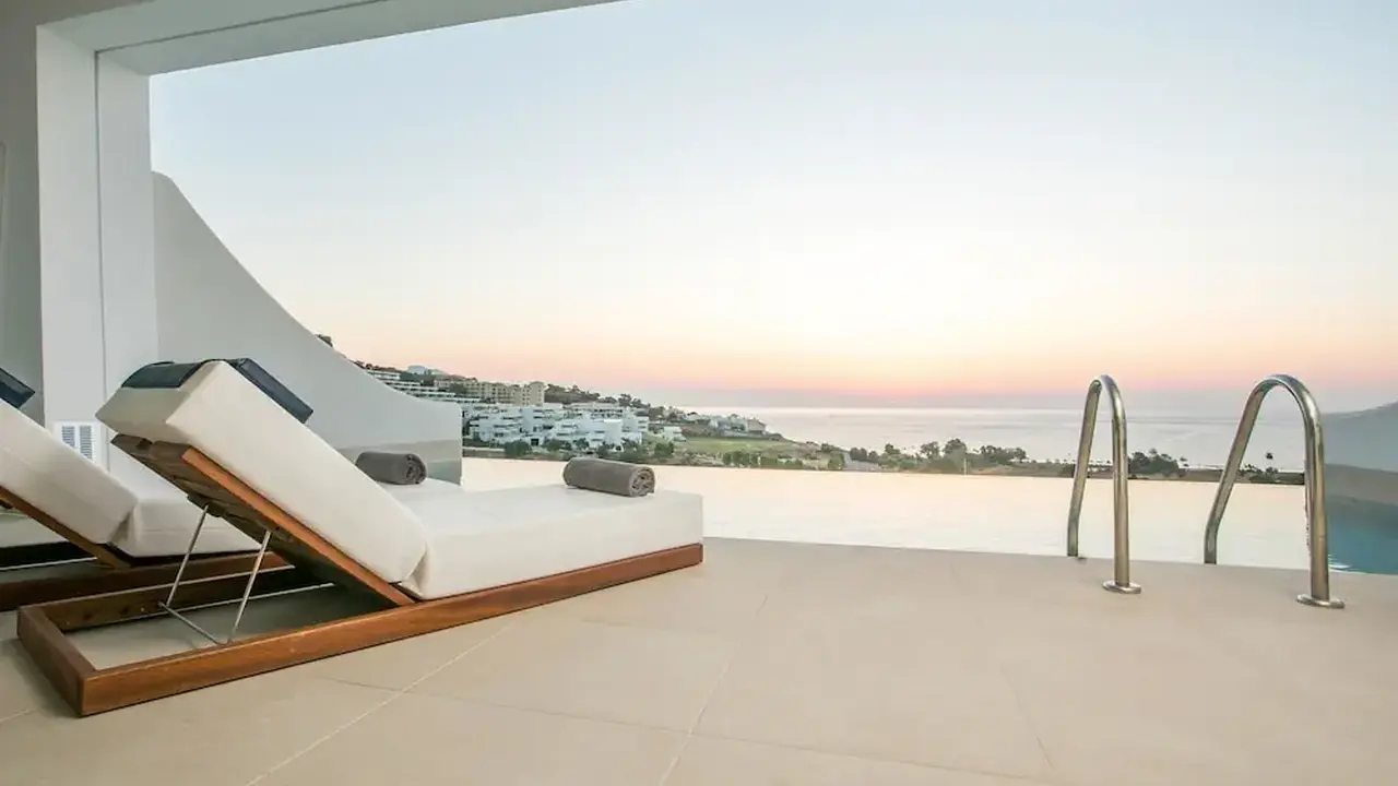 Lindos White Hotel & Suites
