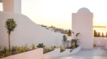 Lindos White Hotel & Suites
