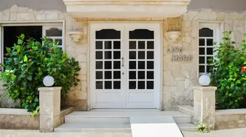 LINO MARE BOUTIQUE