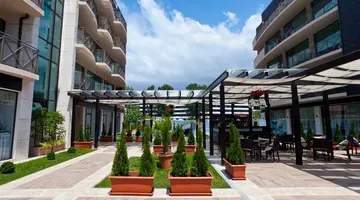 LION SUNNY BEACH