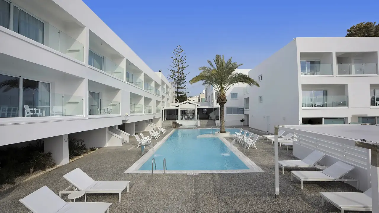 Liquid Hotel Apartments