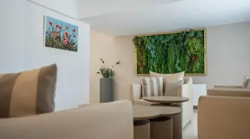 LIQUID HOTEL APARTMENTS