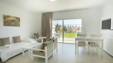 LIQUID HOTEL APARTMENTS