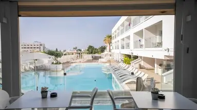 LIQUID HOTEL APARTMENTS
