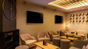 LIQUID HOTEL APARTMENTS