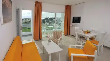 Liquid Hotel Apartments
