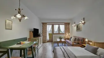 LISI FAMILY Hotel