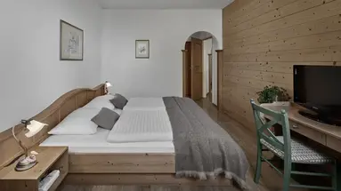 LISI FAMILY Hotel