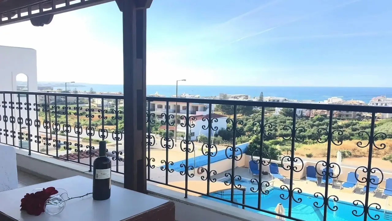 Litsa Efi Apartments